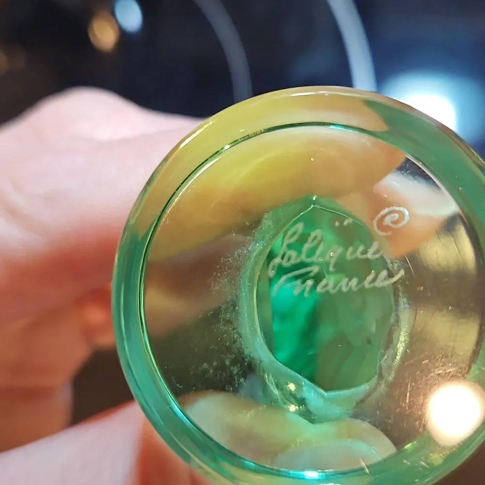 LALIQUE GREEN CRYSTAL SEAHORSE - Picture 5 of 7